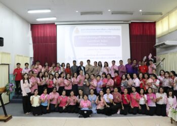 พิธีประดับอินทรธนู มอบของที่ระลึก เนื่องในได้รับการสอบบรรจุข้าราชการ