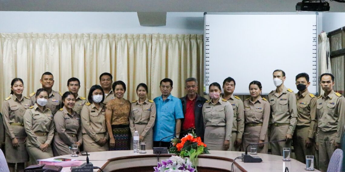 แสดงความยินดี กับผู้ที่ได้รับการคัดเลือกเพื่อบรรจุและแต่งตั้งเข้ารับราชการเป็นข้าราชการครูและบุคลากรทางการศึกษาตำแหน่ง ครูผู้ช่วย