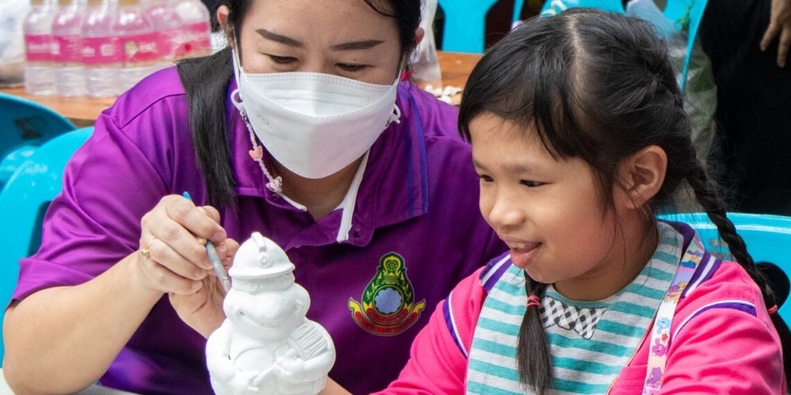 โครงการค่ายเยาวชนาอาสาพิทักษ์ป่าและรักษาทะเลฯและเข้าการศึกษาธรรมชาติและกิจกรรมต่าง